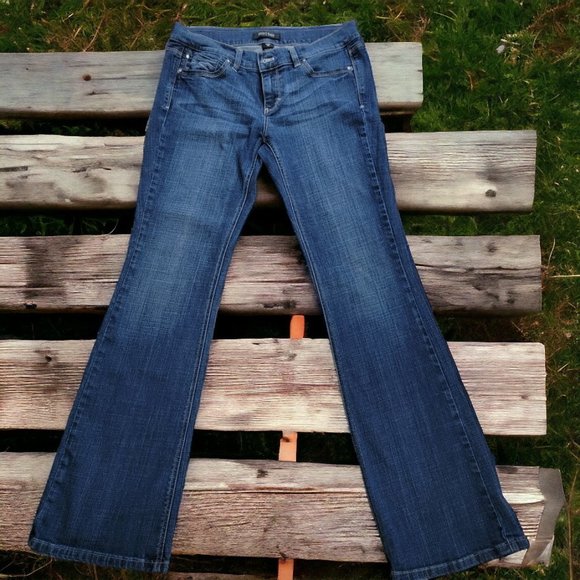 White House Black Market Denim - White House Black Market Noir Flare Leg Jeans Size 6